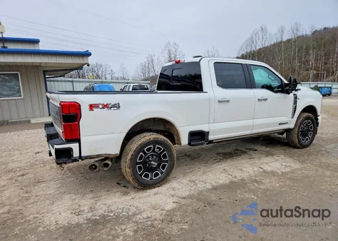 2024 Ford F350 Super Duty из США, поврежденный, VIN 1FT8W3BT3REF31770